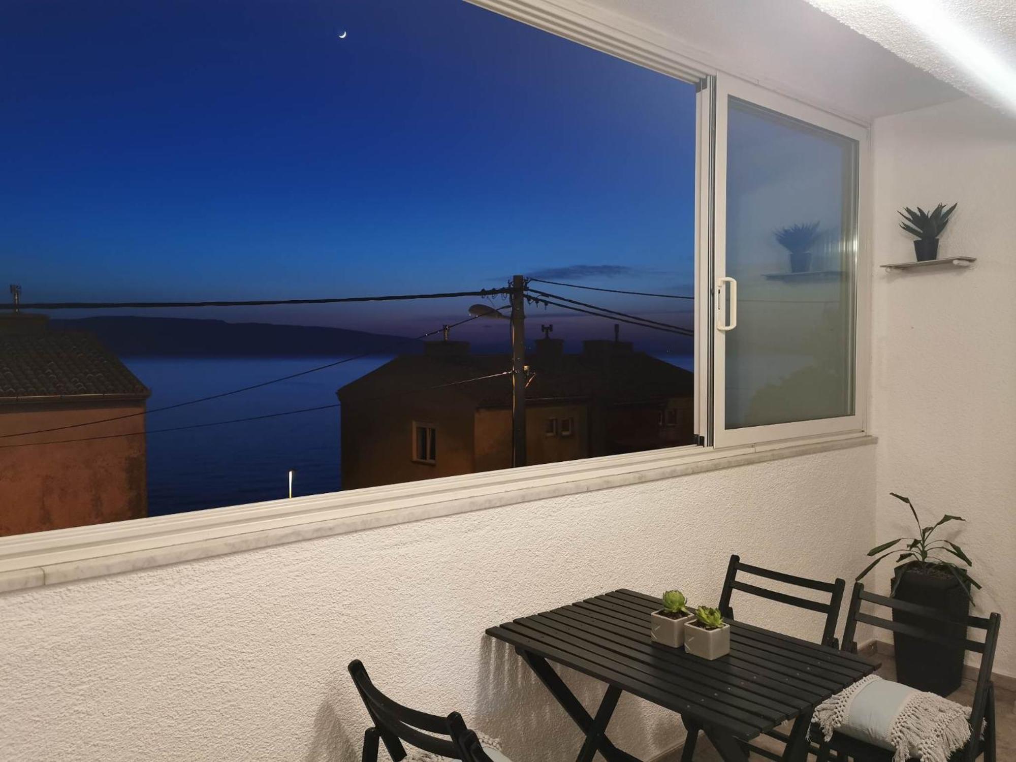 Guesthouse Nadia Сень Екстер'єр фото